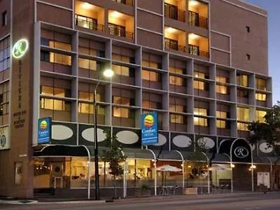 Adelaide Riviera Hotel